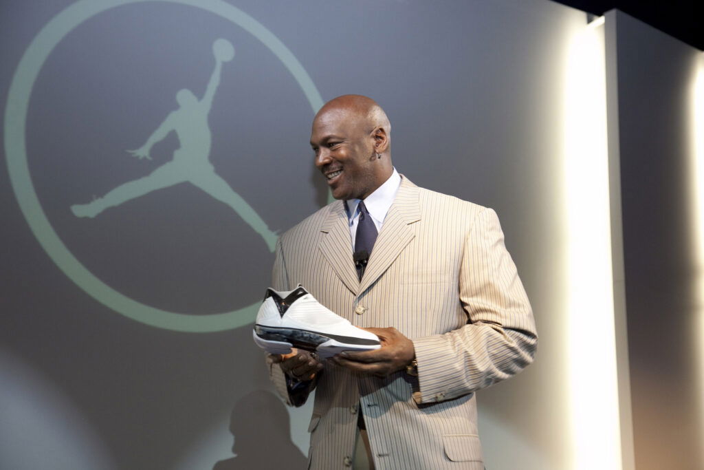 Autographed 1986-1987 Fleer Michael Jordan Rookie Card Sells For Record $2.5M