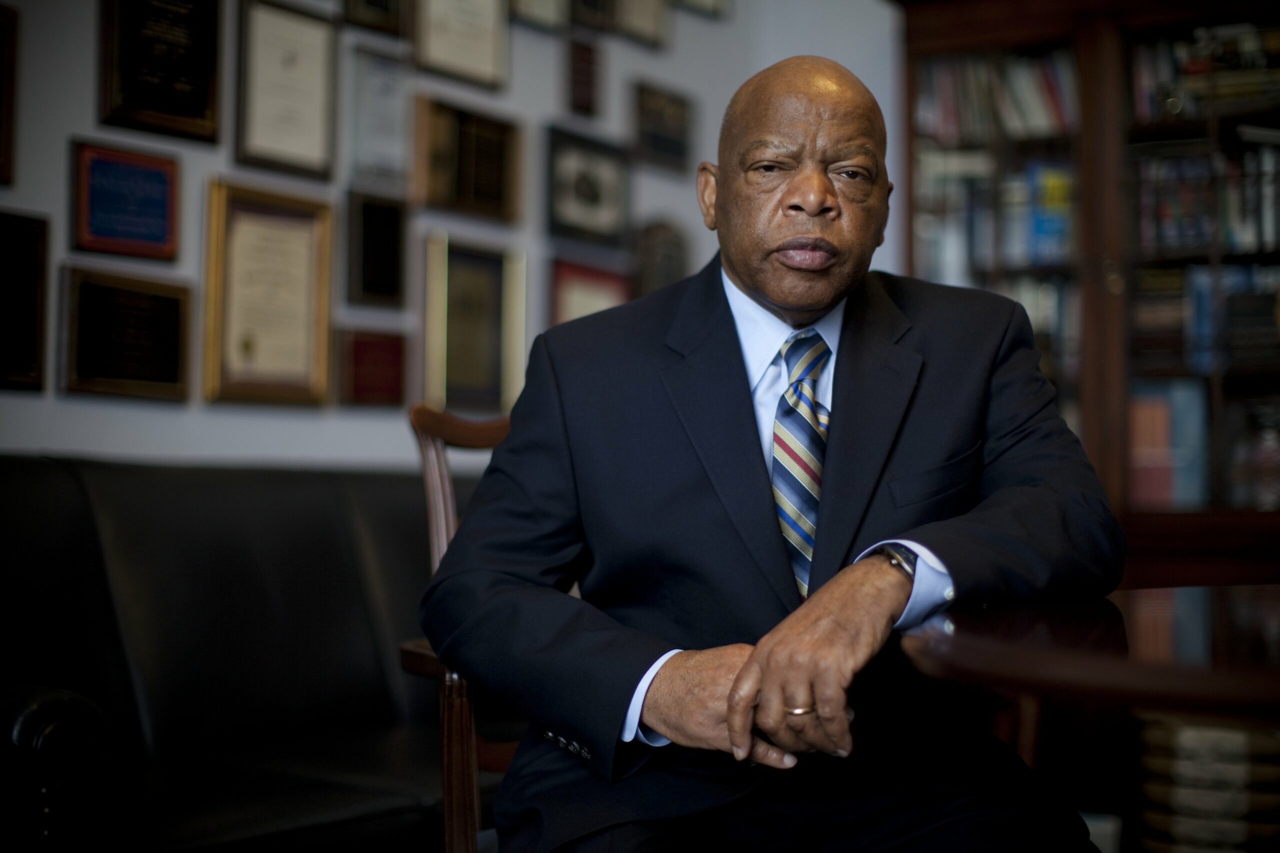 New John Lewis statue replaces former Confederate memorial