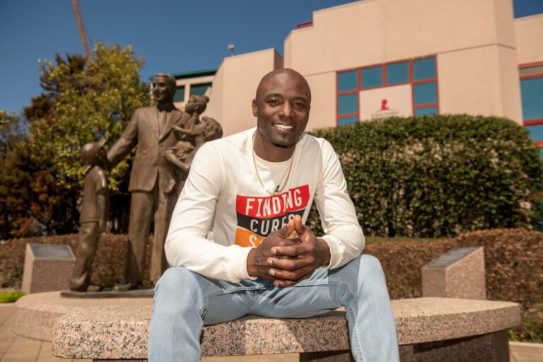 steelers, santonio Holmes, Sickle cell disease