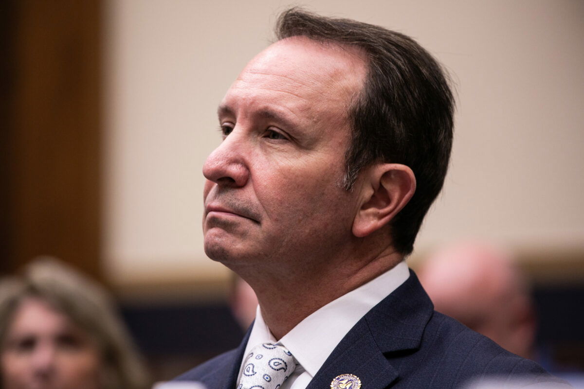 Jeff Landry, debate