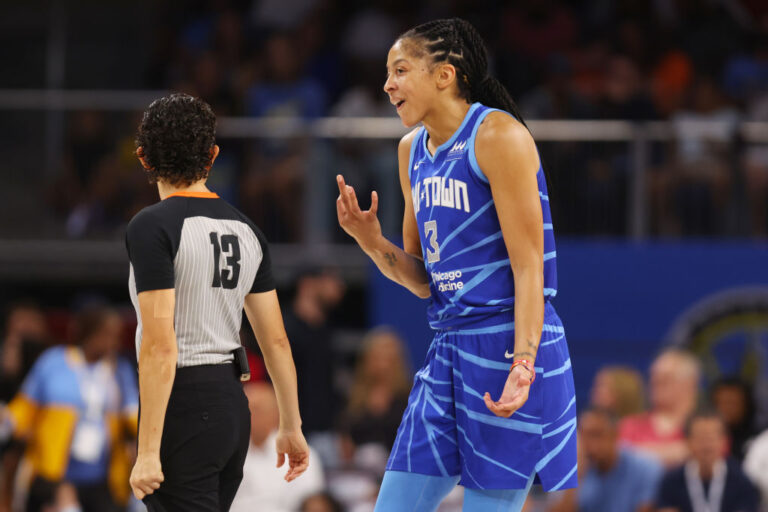 Che Flores, referee, WNBA, trans, non-binary,