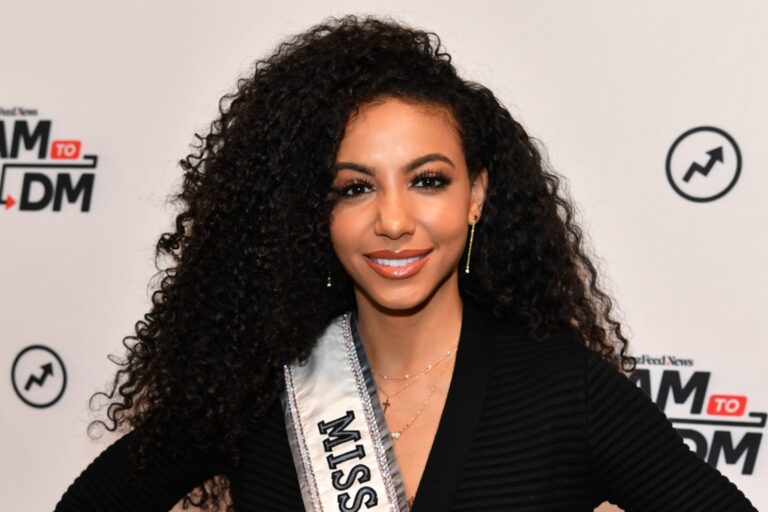 Cheslie Kryst, book, Miss USA