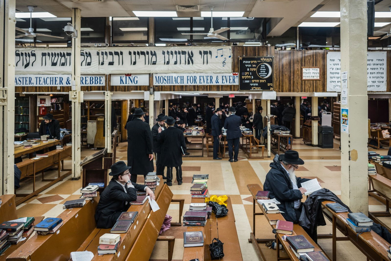 Jewish, synagogue, tunnel, temple, Eric Adams, NYPD, protestors, officer, New York,