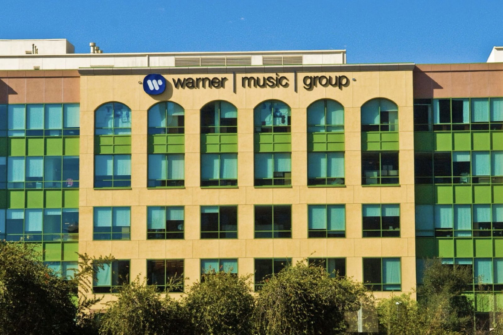 Warner Music Announces Layoffs Of 600 Employees