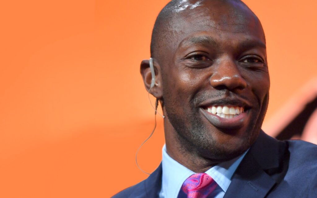 NFL Hall Of Famer Terrell Owens Signs With Michael Strahan’s Talent Agency