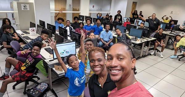 ‘Project Still I Rise’ Nonproﬁt Partners With Google To Equip Youth With AI, Google Workspace Skills