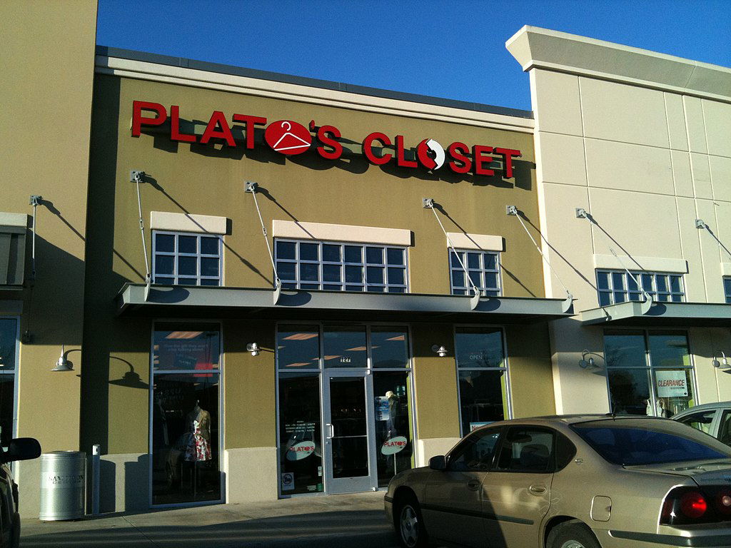 Shoppers Raid Plato’s Closet Items Shoppers Raid Plato’s Closet Items